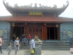 Đền Mẫu Lào Cai